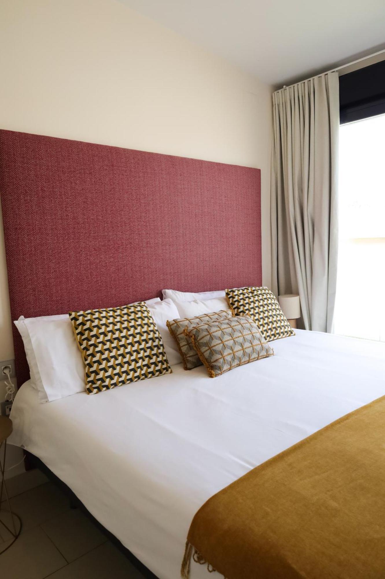 คิวแอนด์คิว คาเตรดราล สวีท Apartment เซบีญา ภายนอก รูปภาพ