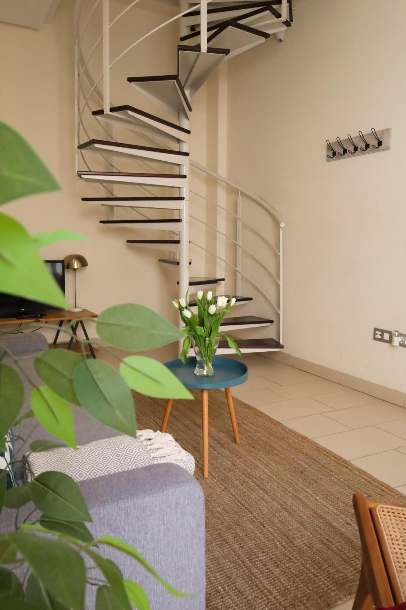 คิวแอนด์คิว คาเตรดราล สวีท Apartment เซบีญา ภายนอก รูปภาพ