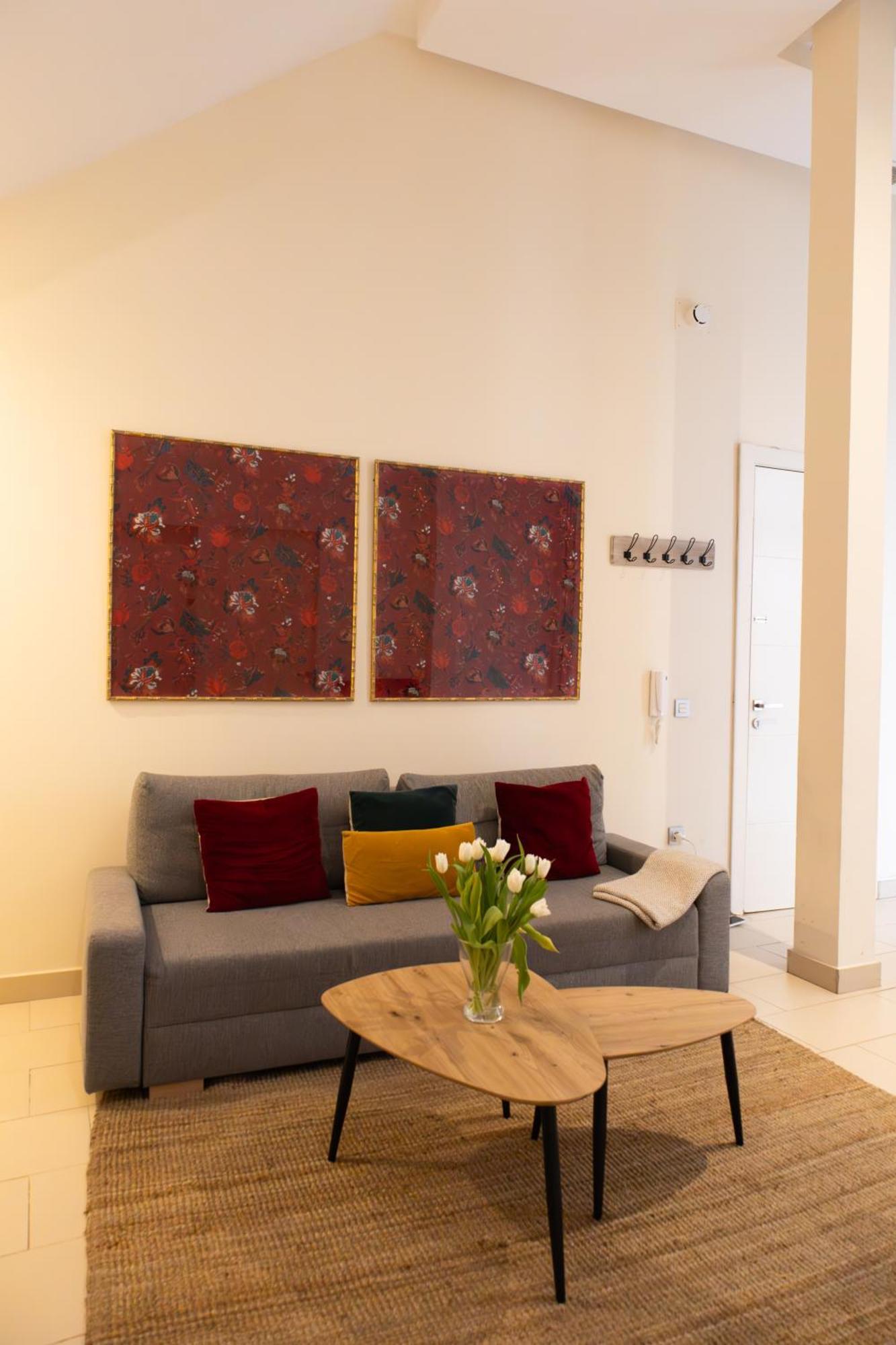 คิวแอนด์คิว คาเตรดราล สวีท Apartment เซบีญา ภายนอก รูปภาพ